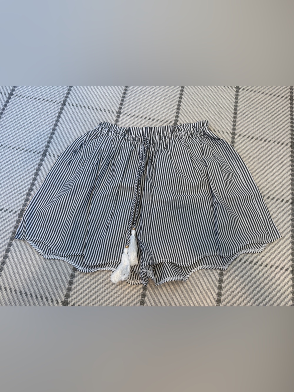Striped Elastic Waist Shorts with Tassel Tie and scalloped edge - Blue & White